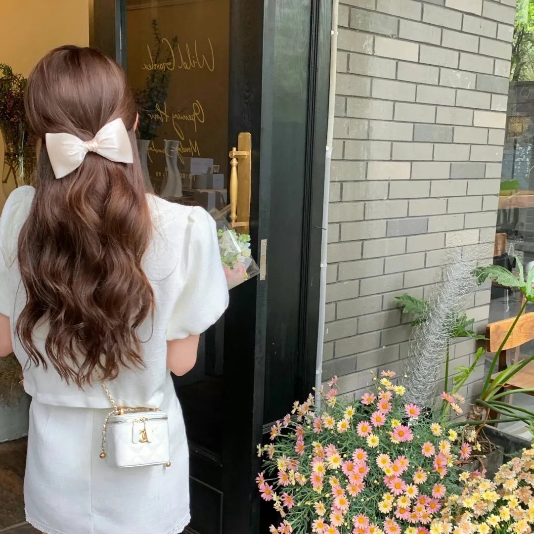 迟来情深比草贱